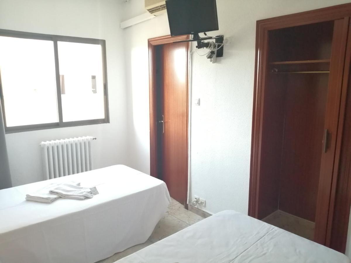 Hostal Jaime I Χουέσκα Εξωτερικό φωτογραφία