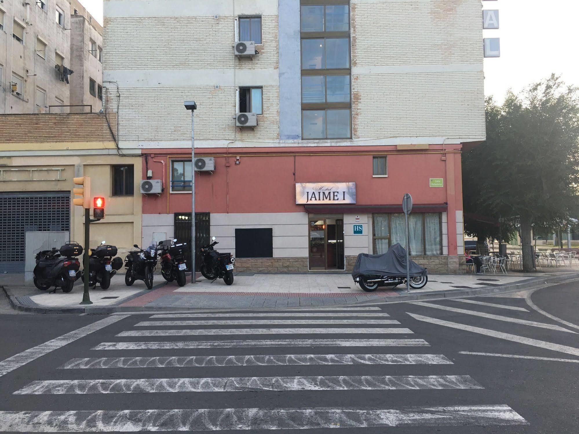 Hostal Jaime I Χουέσκα Εξωτερικό φωτογραφία